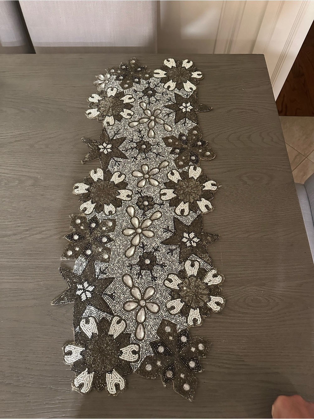 Pier 1 Beaded Floral Table Runner in Silver and white